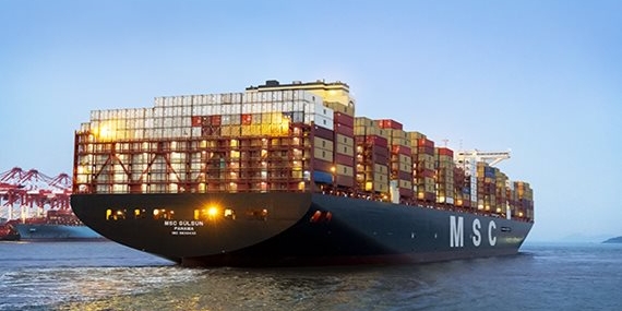 Roterdã recebe maior navio do mundo