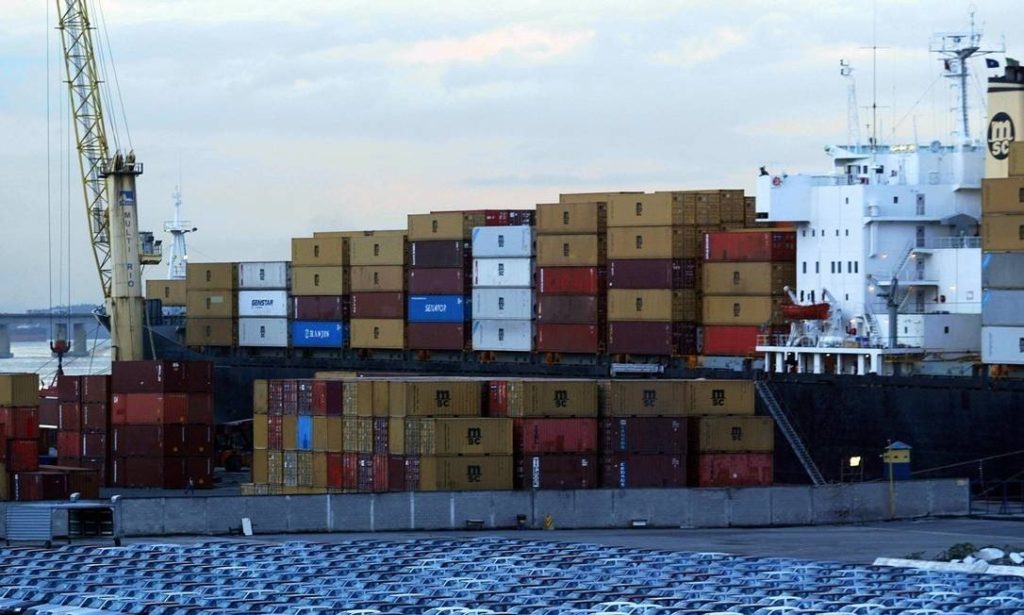 IBGE vai revisar dados do PIB do 3º trimestre após erro do governo em exportações